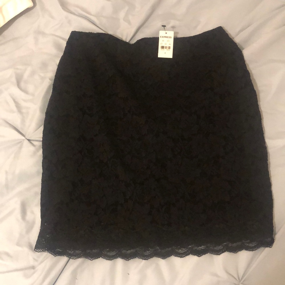 Express Lace Skirt